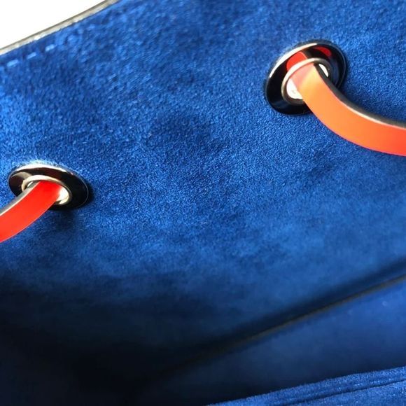 Louis Vuitton NeoNoe BB Epi Leather Shoulder Bag black - Picture 12 of 14